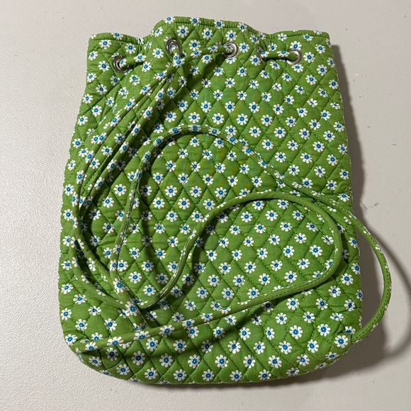 Vera Bradley Apple Green Quilted Paisley Floral Drawstring Backpack Retired VTG - Picture 2 of 7